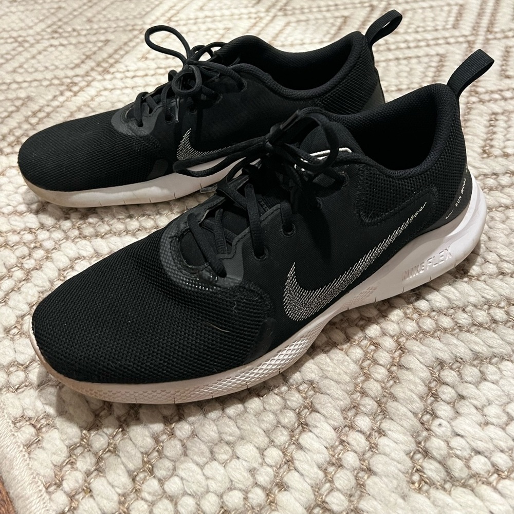 Mens Nike Flex Experience Run 10 - Size 11